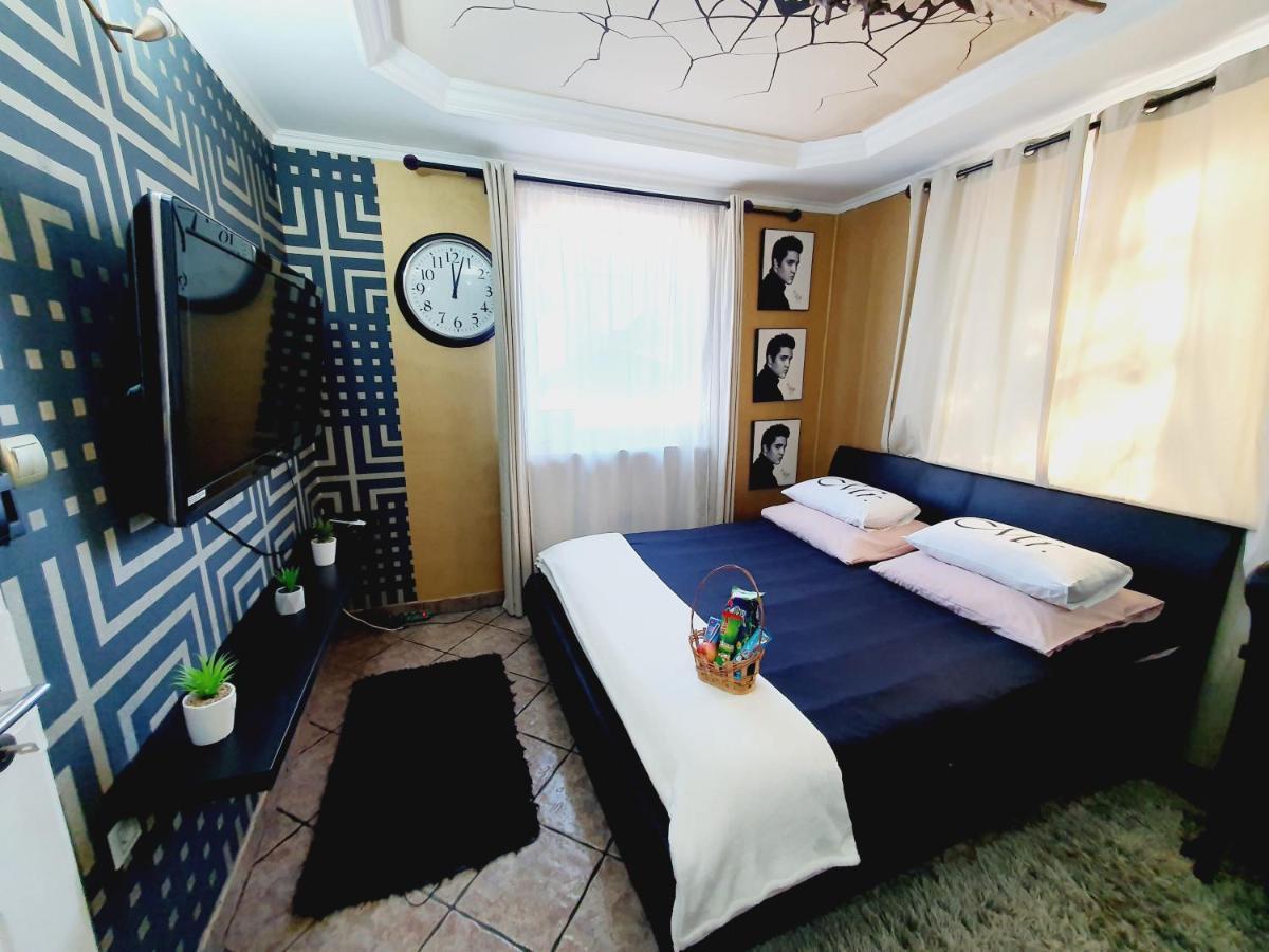 Airport Luxury Apartman 42 韦切什 外观 照片